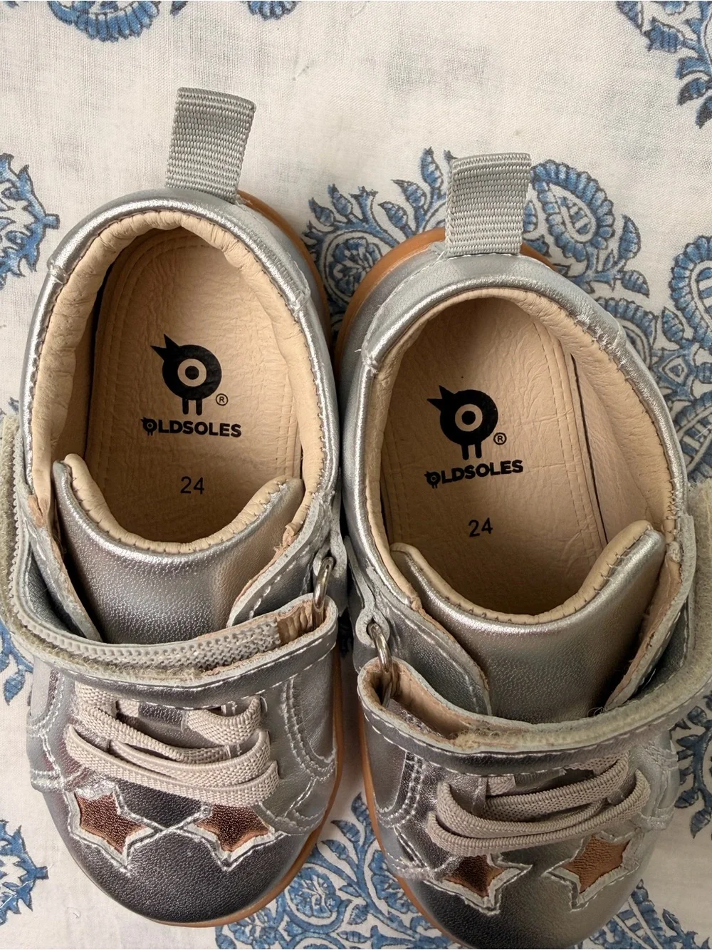 Old Soles Silver Kids Sneakers with Rose-Gold Star Accents